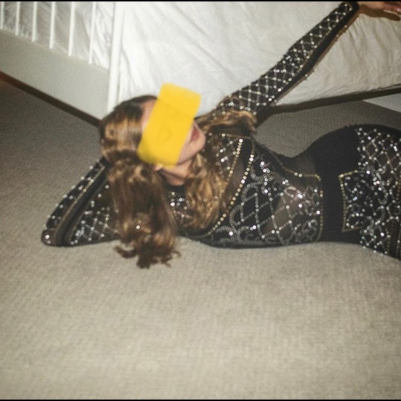 San Joy - BEADS AND PEARLS PATTERNED STONE DRESS - Picture 8 of 8